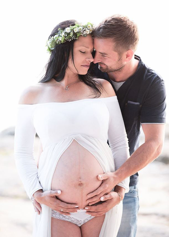 Fotograf-Babybauch-Fotoshooting-Bildwerk-Bayern-Bellyshooting Fotograf-Babybauch-Fotoshooting-Bildwerk-Bayern-Bellyshooting